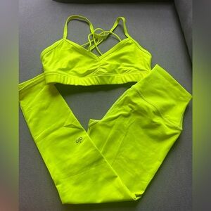 Alo Yoga Set